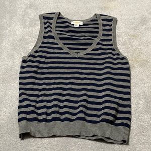 Sweater vest in M talbots gray and blue. Very comfortable play soft hardly warN